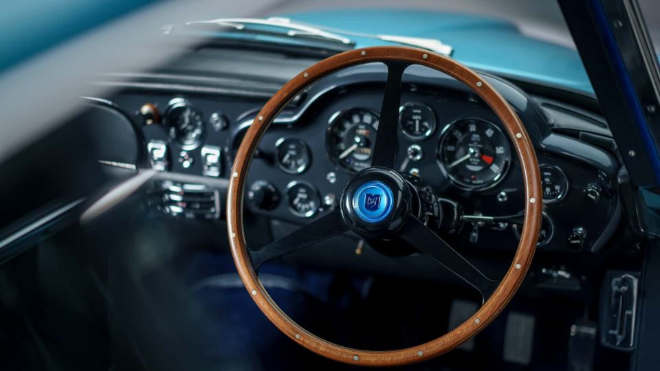 شصت سالگی استون مارتین DB5