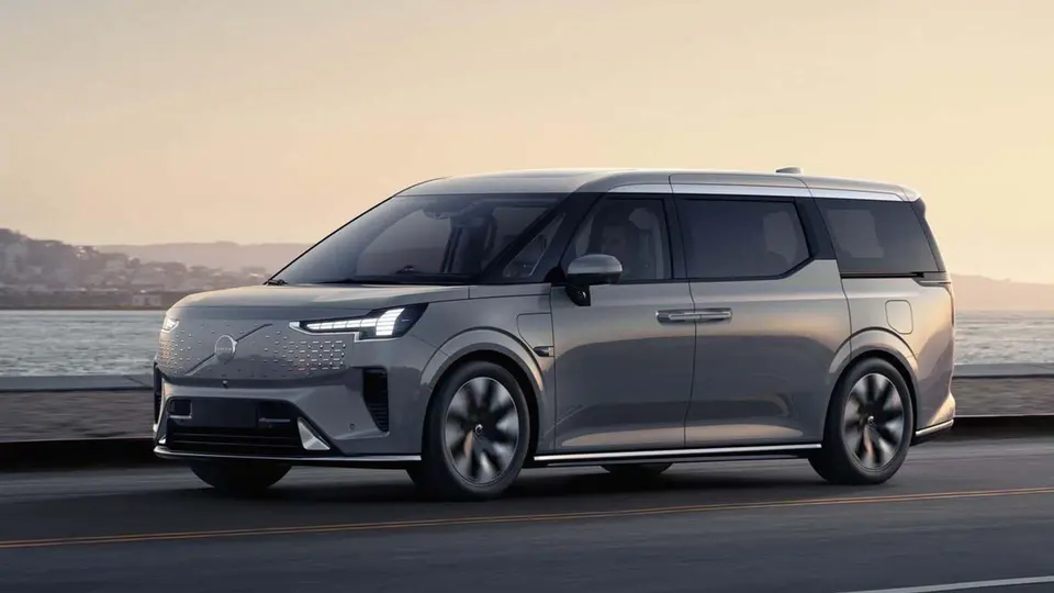 معرفي ولوو EM90