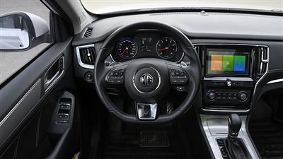 تجربه رانندگی با ام جی RX5