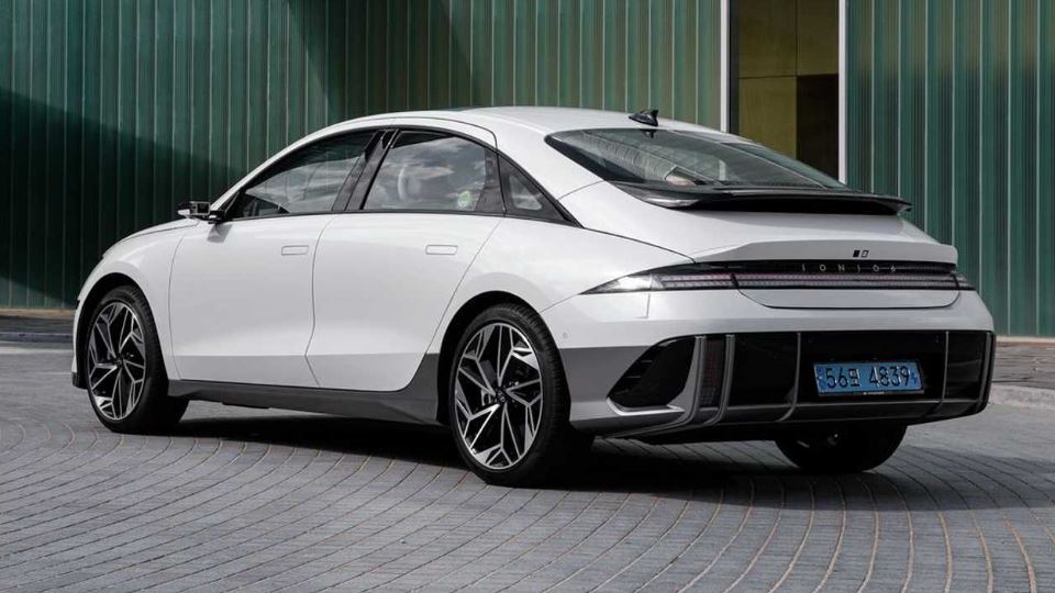 هیوندای آیونیک 6 با قابلیت پیمایش 614 کیلومتر