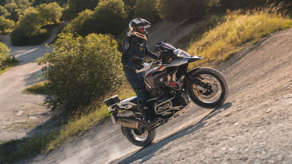 موتورسیکلت ب‌ ام‌ و R1250 GS