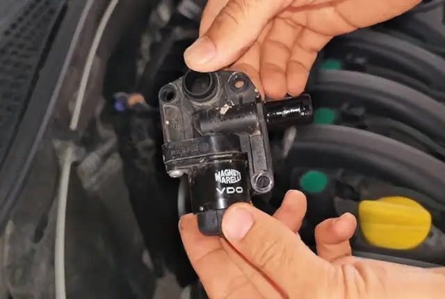 علائم خرابی استپر موتور