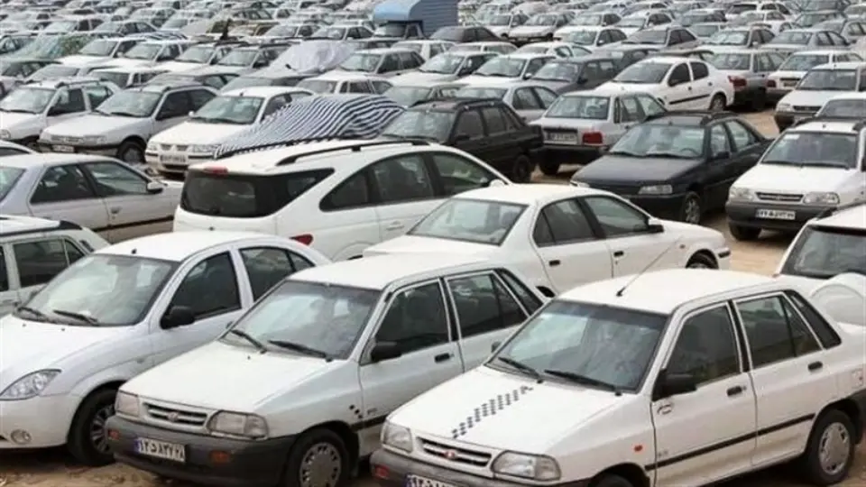 مصادره خودروهايي که بيش از يک سال در پارکينگ رها شده اند