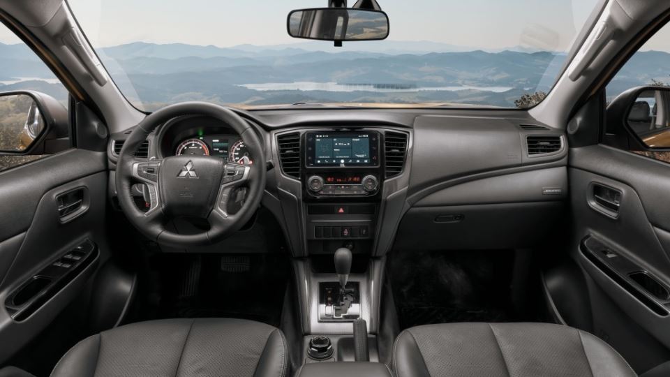 میتسوبیشی L200 تریتون ساوانا 2024