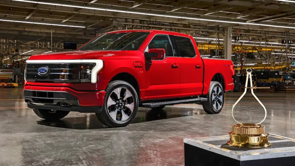 فورد F150 لايتنينگ پيکاپ برتر موتور ترند 2023