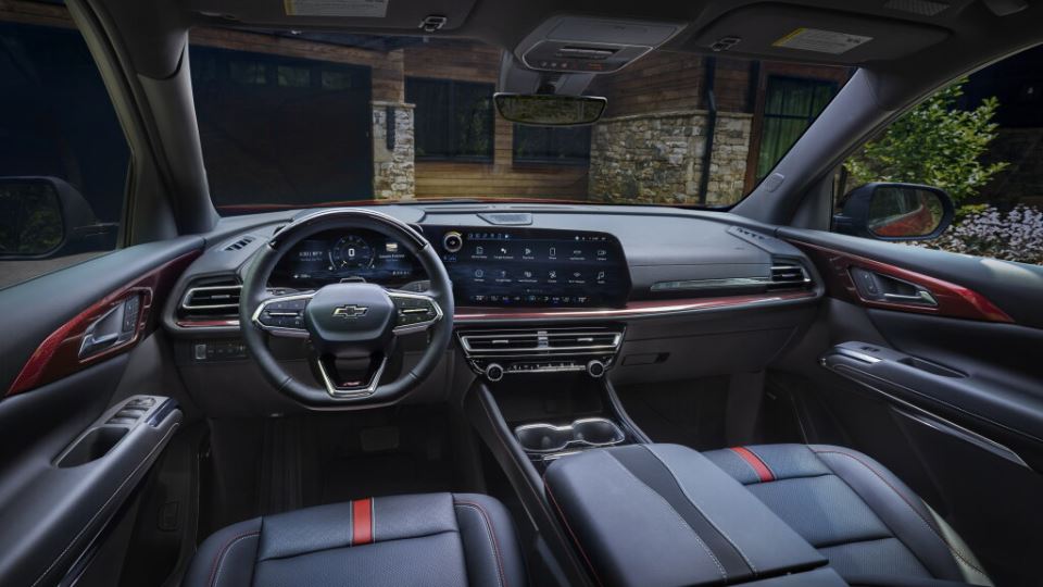 شورولت تراورس 2024