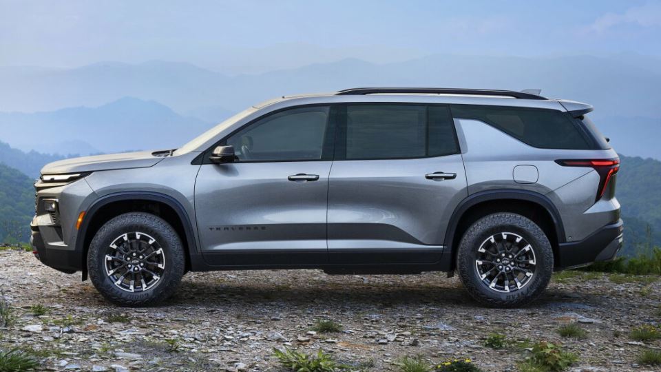 شورولت تراورس 2024