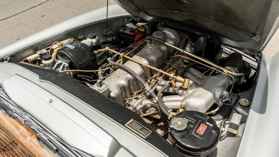 مرسدس بنز 230SL پاگودا 1966