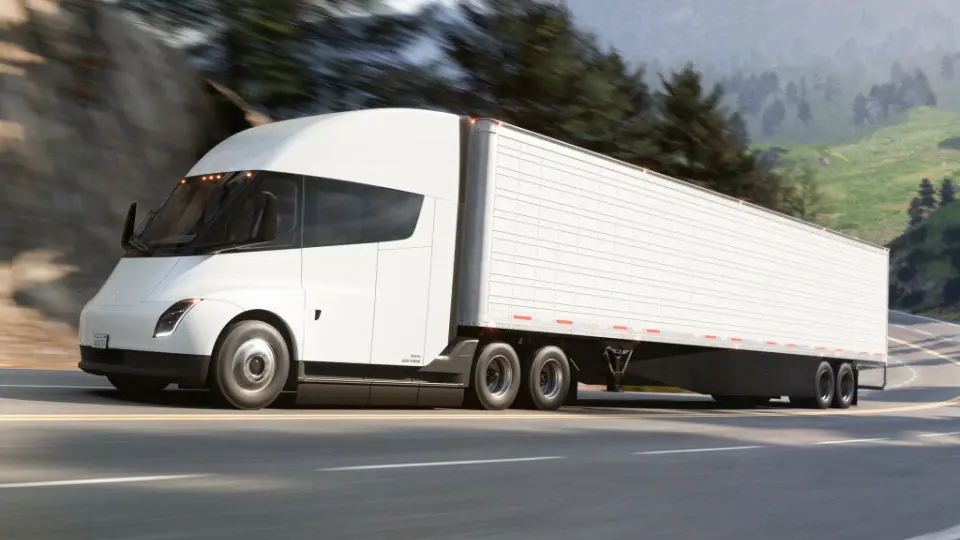 کاميون برقي Tesla Semi تسلا سمي