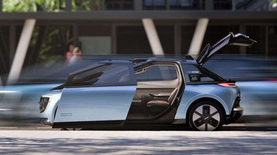 ورنه تاکسی خودران دونفره 