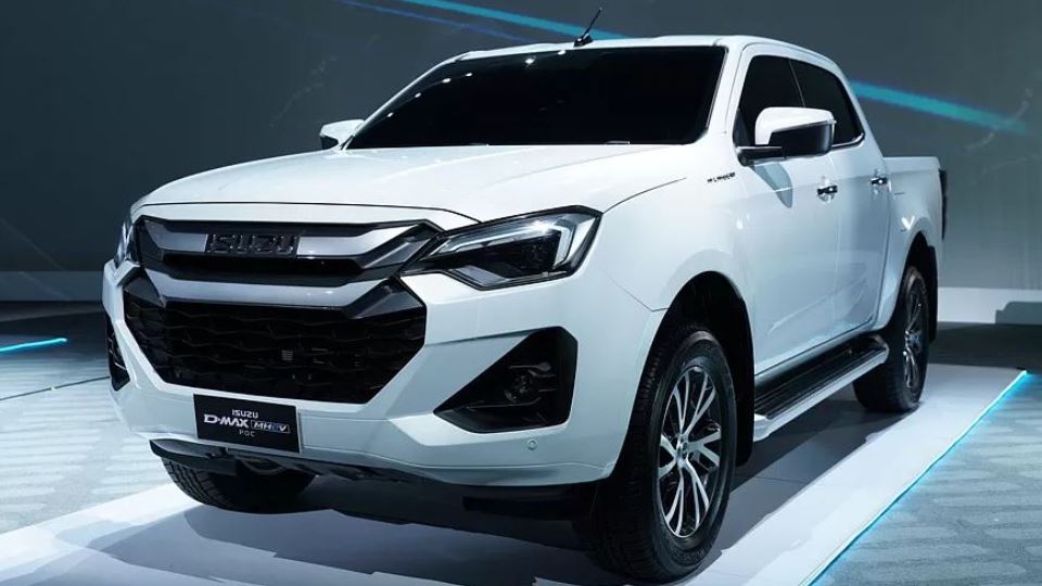 ایسوزو دی مکس برقی