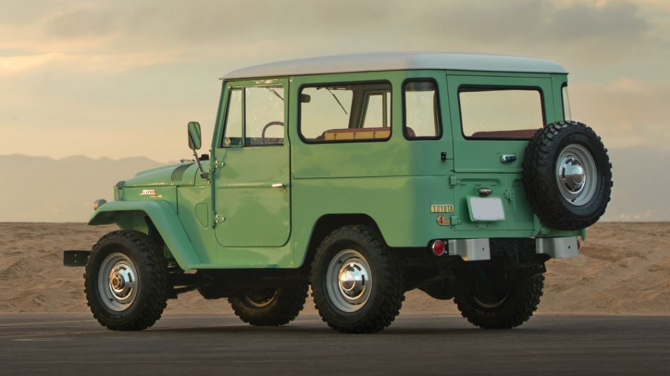 تویوتا لندکروزر سری 40