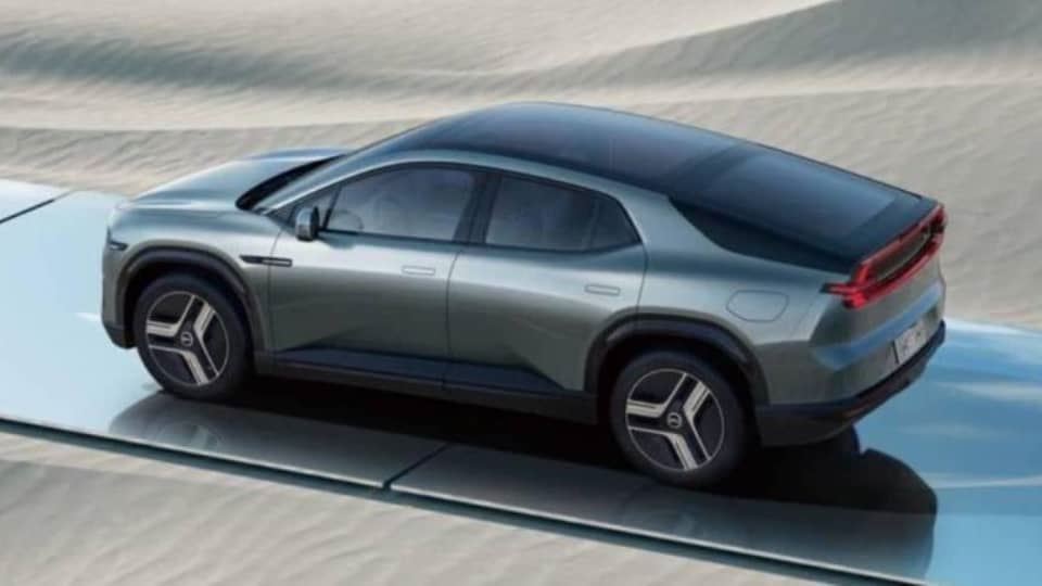 چانگان کیو آن E07