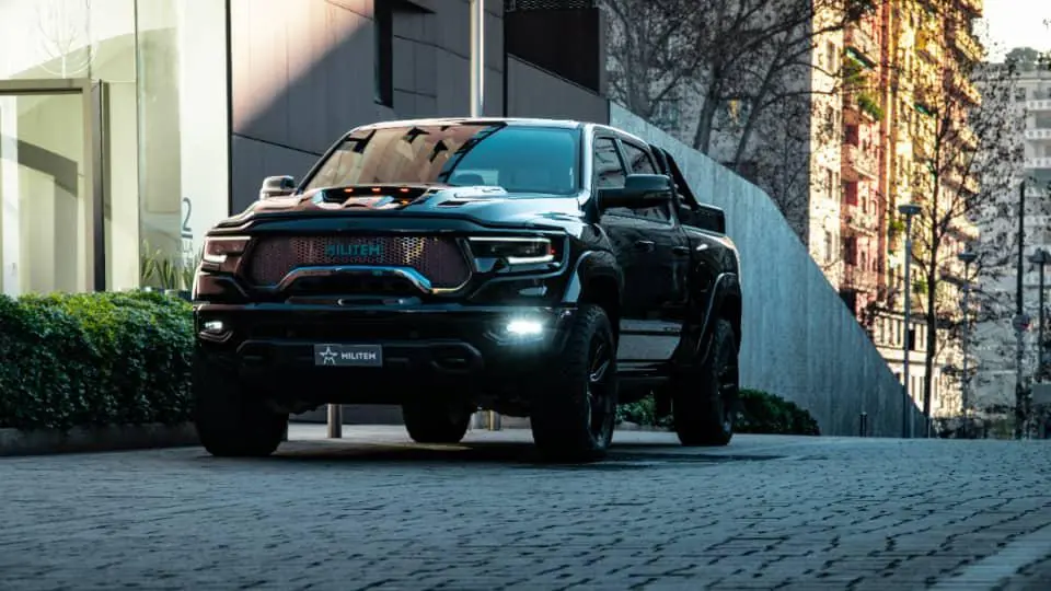 ميليتم مگنوم 700