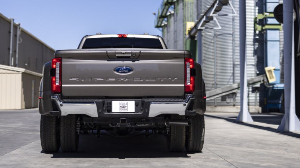 فورد سری F سوپر دیوتی 2023