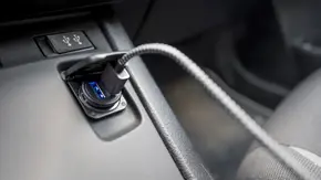 معایب شارژر فندکی خودرو منبع سایت باما