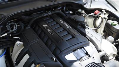 پیشرانه پورشه پانامرا توربو