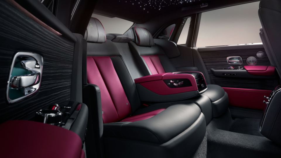 رولزرویس فانتوم 2023