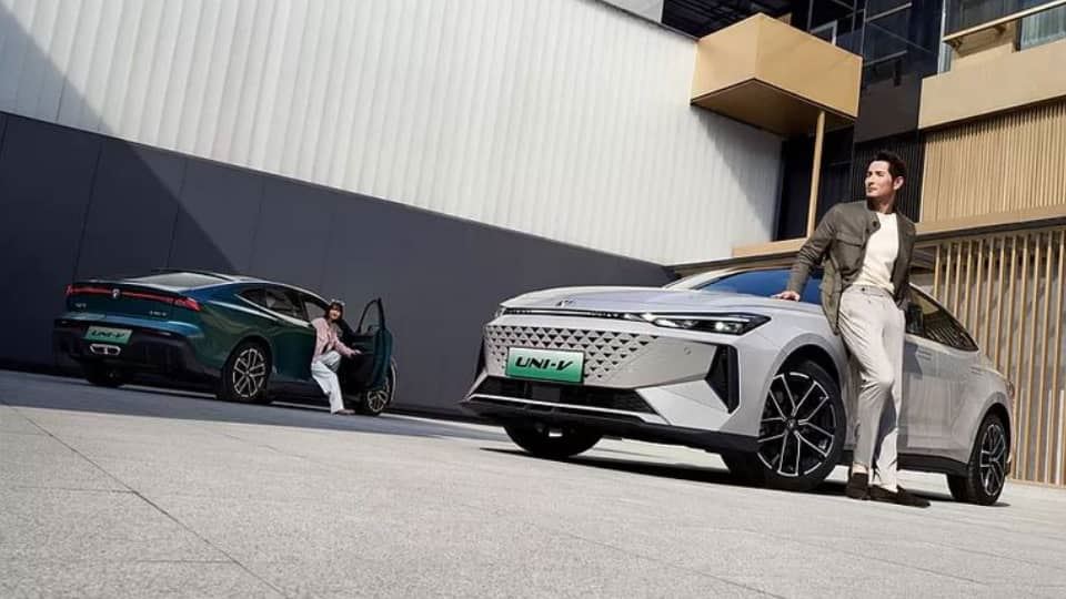 معرفی چانگان یونی-وی 2024