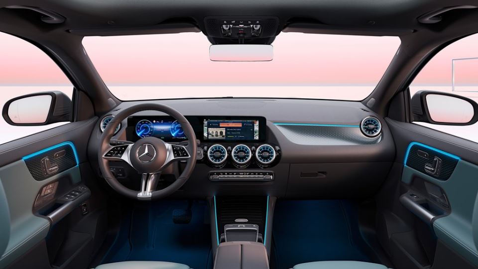 2024 مرسدس بنز EQA