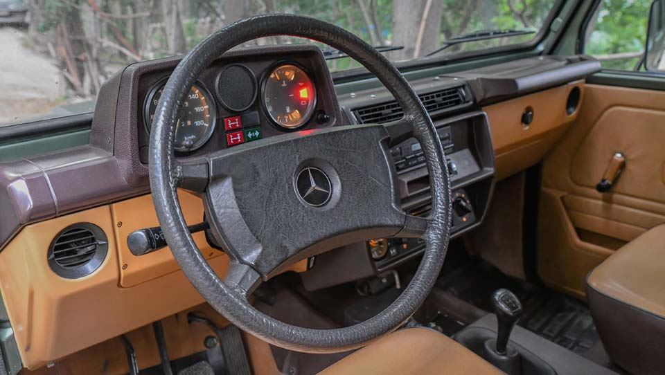 کابین و امکانات مرسدس بنز G280 مدل 1980