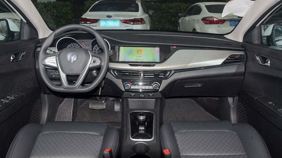 چانگان ایدو EV460