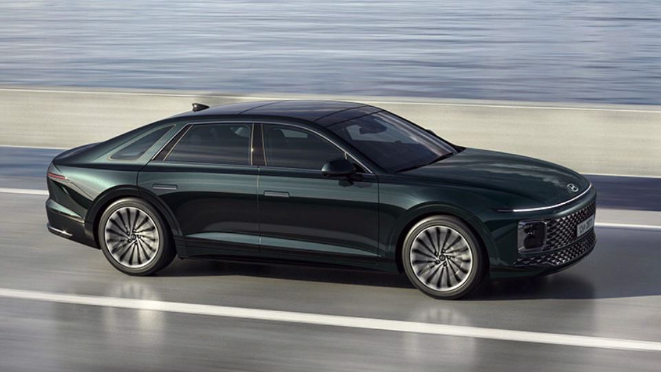 هیوندای آزرا 2023