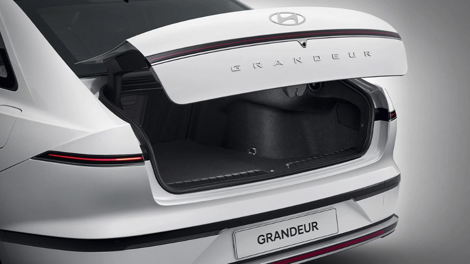 هیوندای آزرا 2023