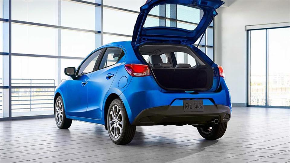 فضای بار تویوتا یاریس هاچ‌بک