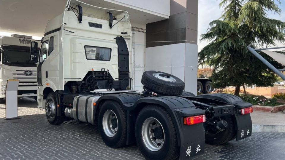 کشنده فاو 460 جفت محور سیبا موتور