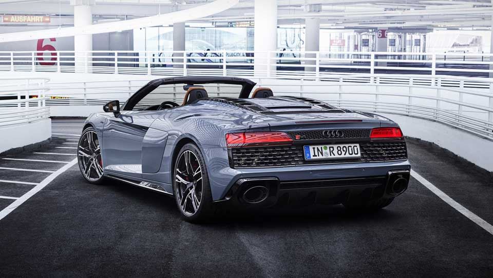 آئودی R8 دیفرانسیل عقب نسخه پرفورمنس