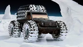 لباس زمستانی بر تن مرسدس G کلاس