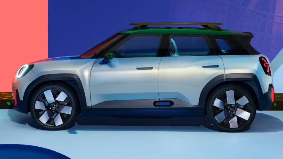 طراحی بدنه کانسپت مینی ایس‌ من - Mini Concept Aceman