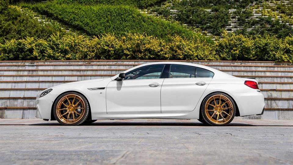 طراحی نمای کنار ب‌ام‌و 650 گرن‌کوپه