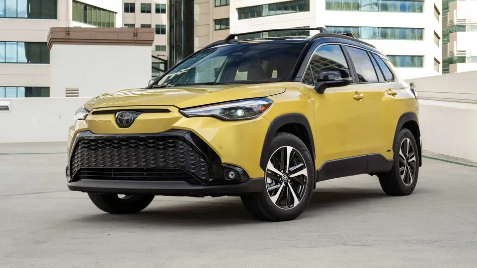 تويوتا کرولا کراس هيبريد 2023