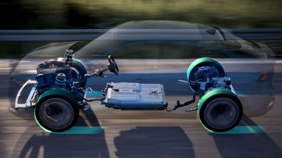 رنو رافال پلاگین هیبرید