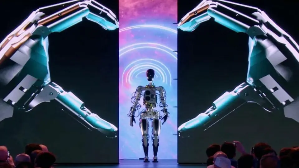 ربات انسان نماي تسلا