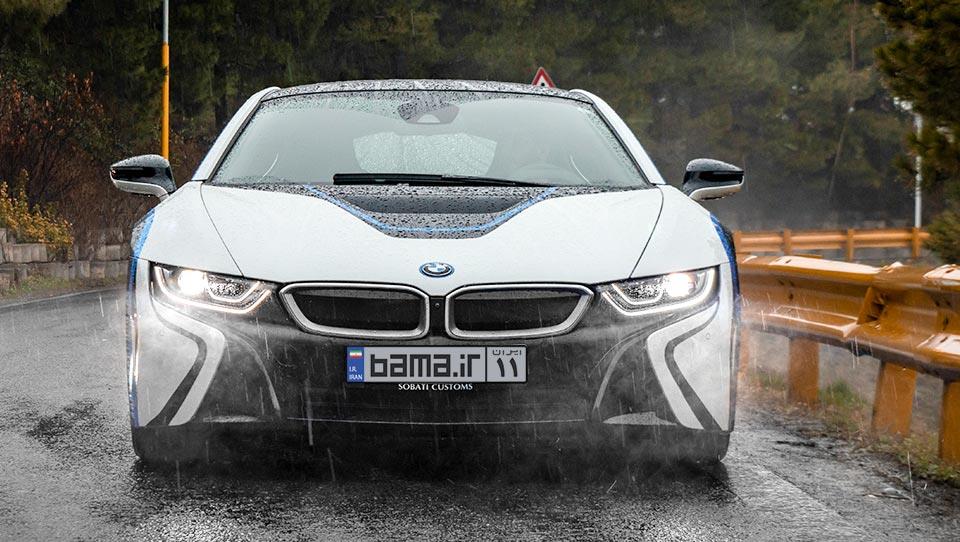 طراحی نمای جلو ب‌ام‌و i8
