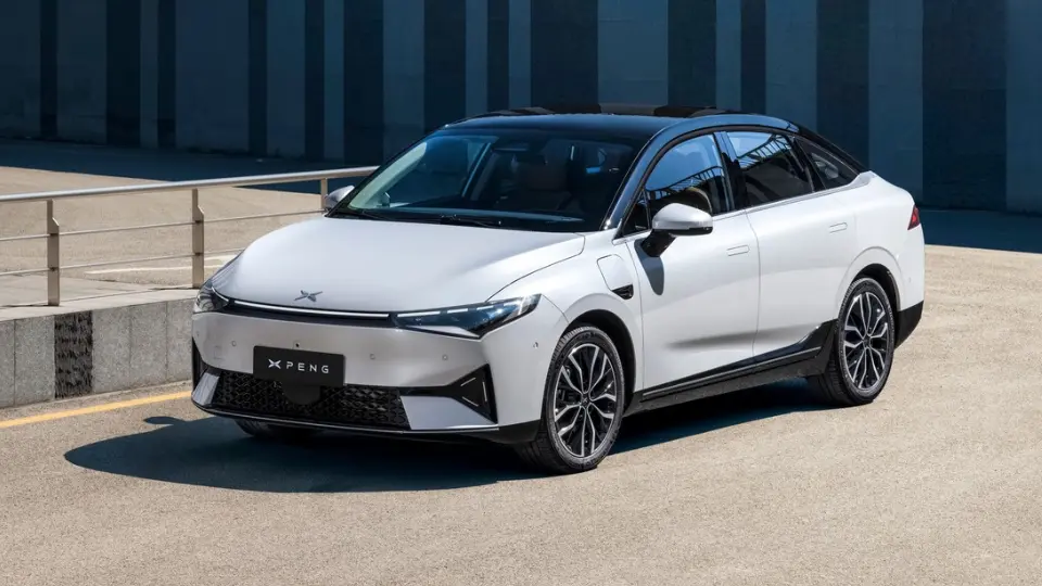 سدان برقي چيني ايکسپنگ P5