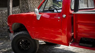 توپی دار بودن محور جلو در داج پاور واگن W100 مدل 1974