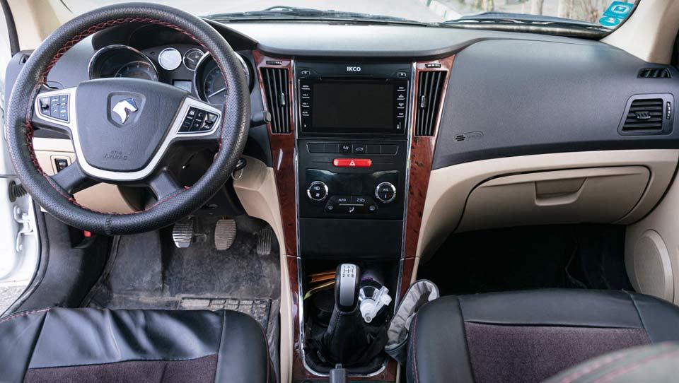 کابین و امکانات دنا