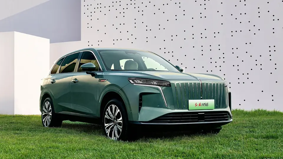 هونگچي HS6 رونمايي شد