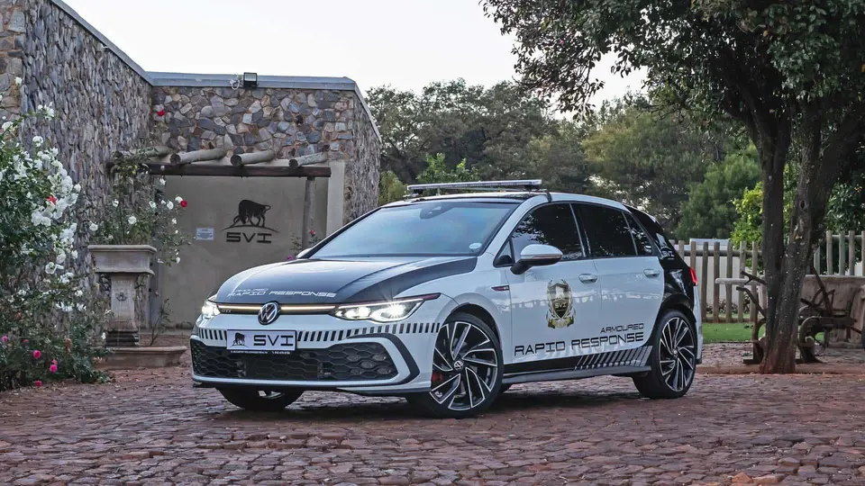 آشنايي با فولکس واگن گلف GTI زرهي