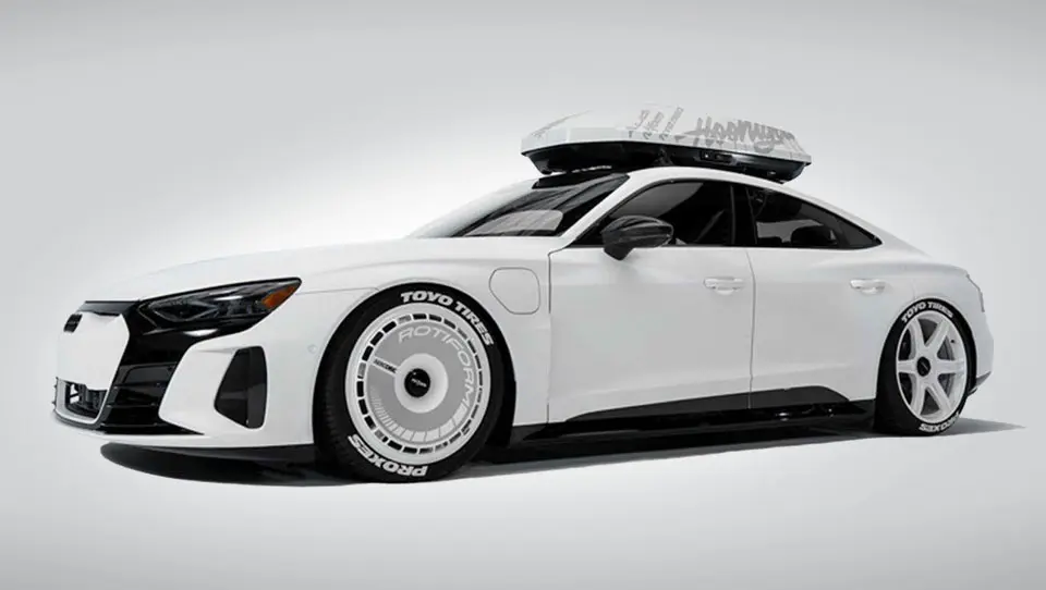 کن بلاک آئودي E-Tron RS GT