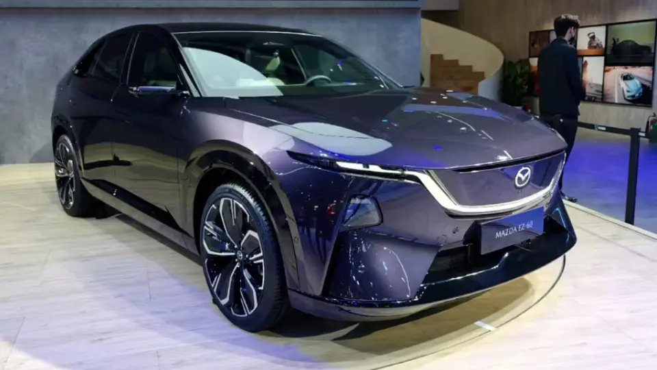 بررسي مزدا EZ-60 وارداتي آفتاب خودرو