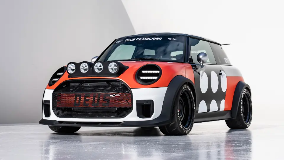 ميني The Machina