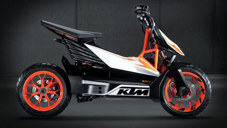 همکاری باجاج و KTM برای تولید اسکوترهای برقی 