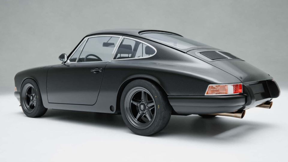 پورشه 912 با بدنه فیبرکربن