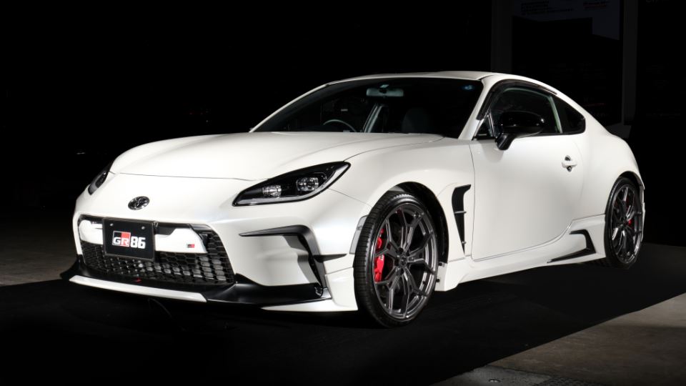 تزئینات اسپرت برای تویوتا GR86