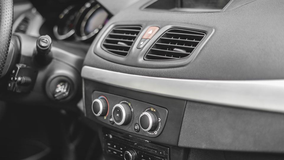 آپشنهای رنو فلوئنس دنده‌ای